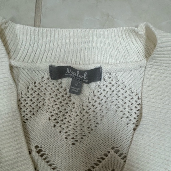 Cream crochet knit cardigan size small. - Picture 2 of 6